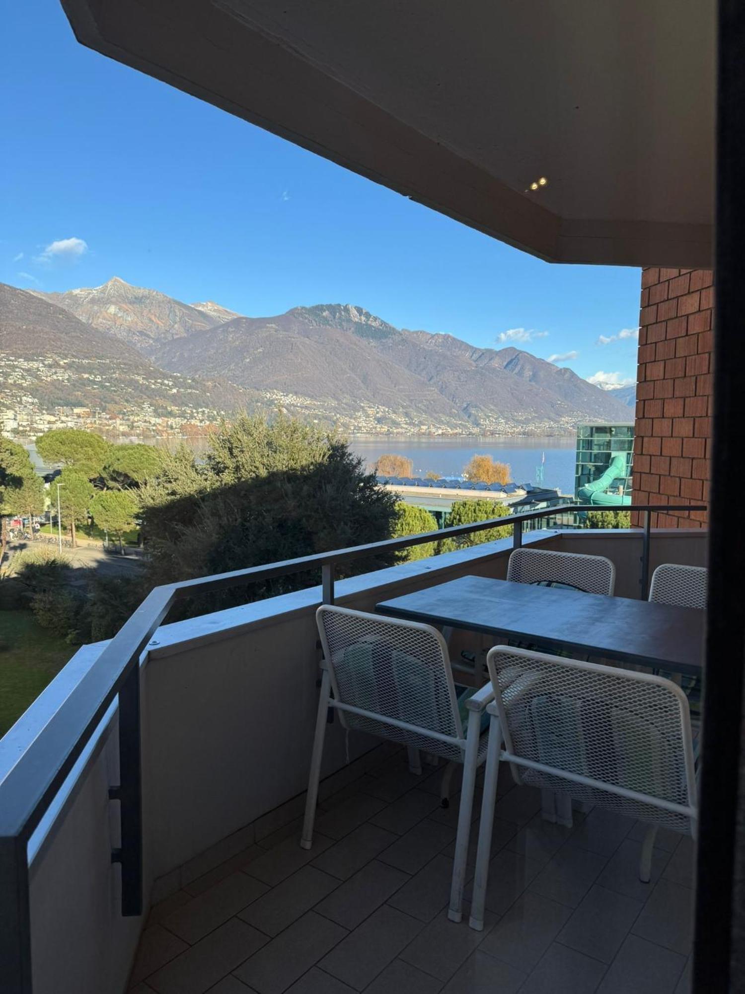 Locarno: Casa Lido Apartman Kültér fotó